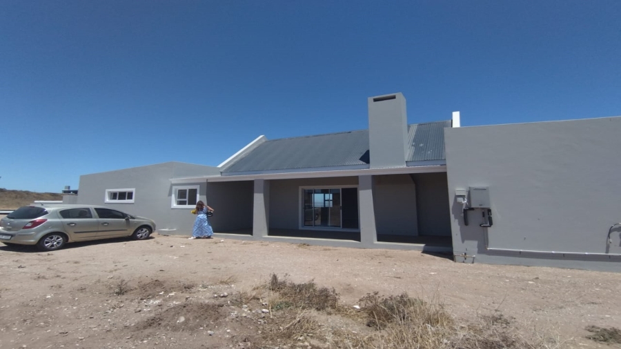 3 Bedroom Property for Sale in Hoogland Western Cape